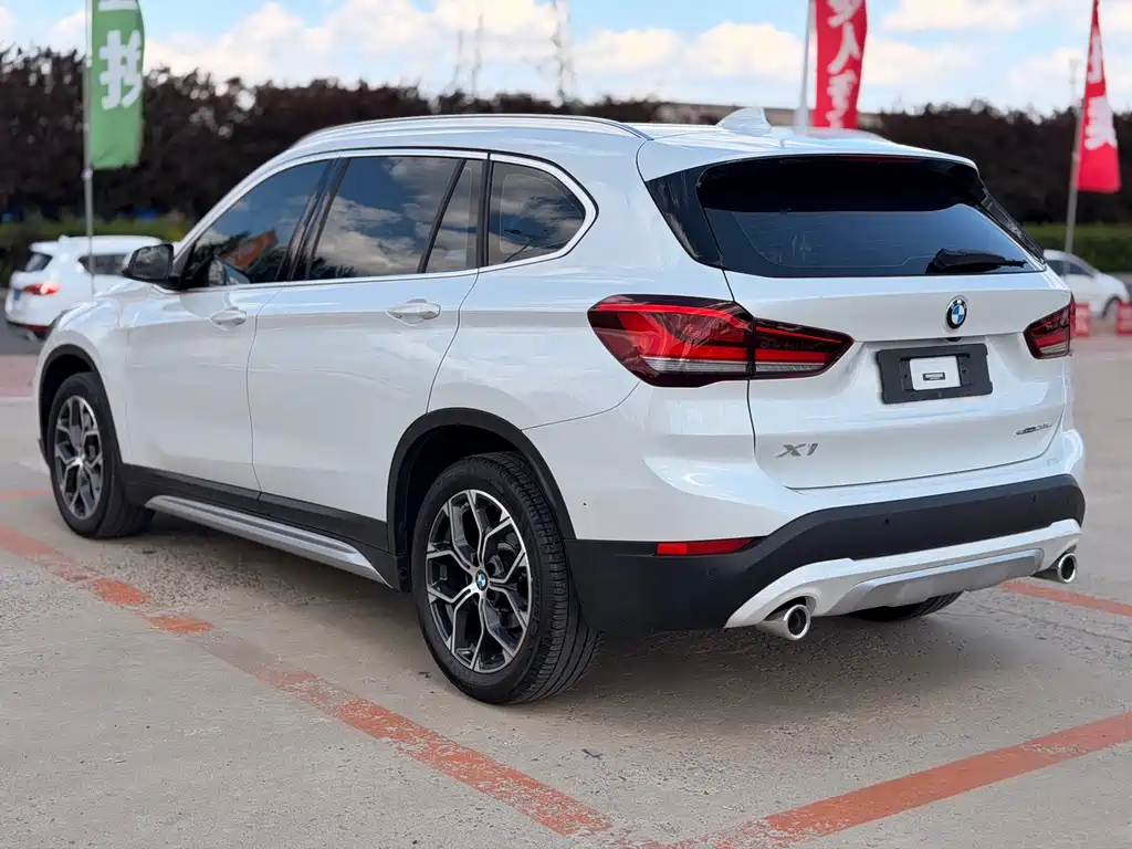 BMW X1 2022 — фото 5
