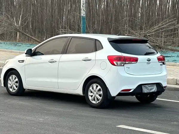Kia K2 2016