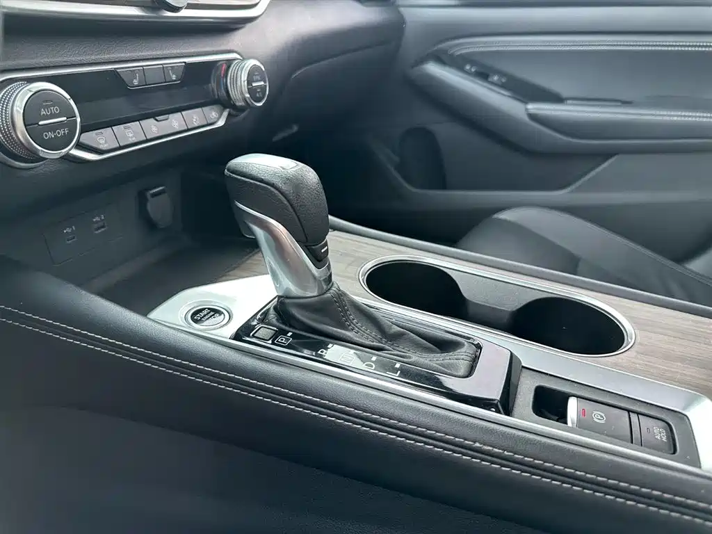 Nissan Teana 2021 — фото 14