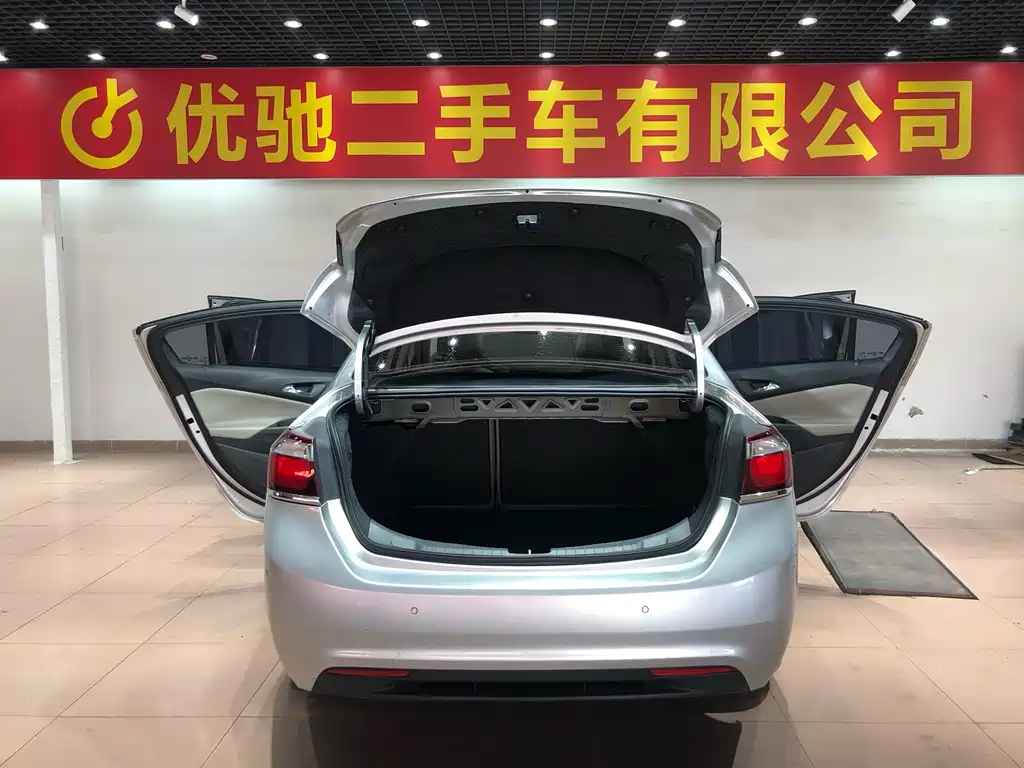 Chevrolet Cruze 2015 — фото 18