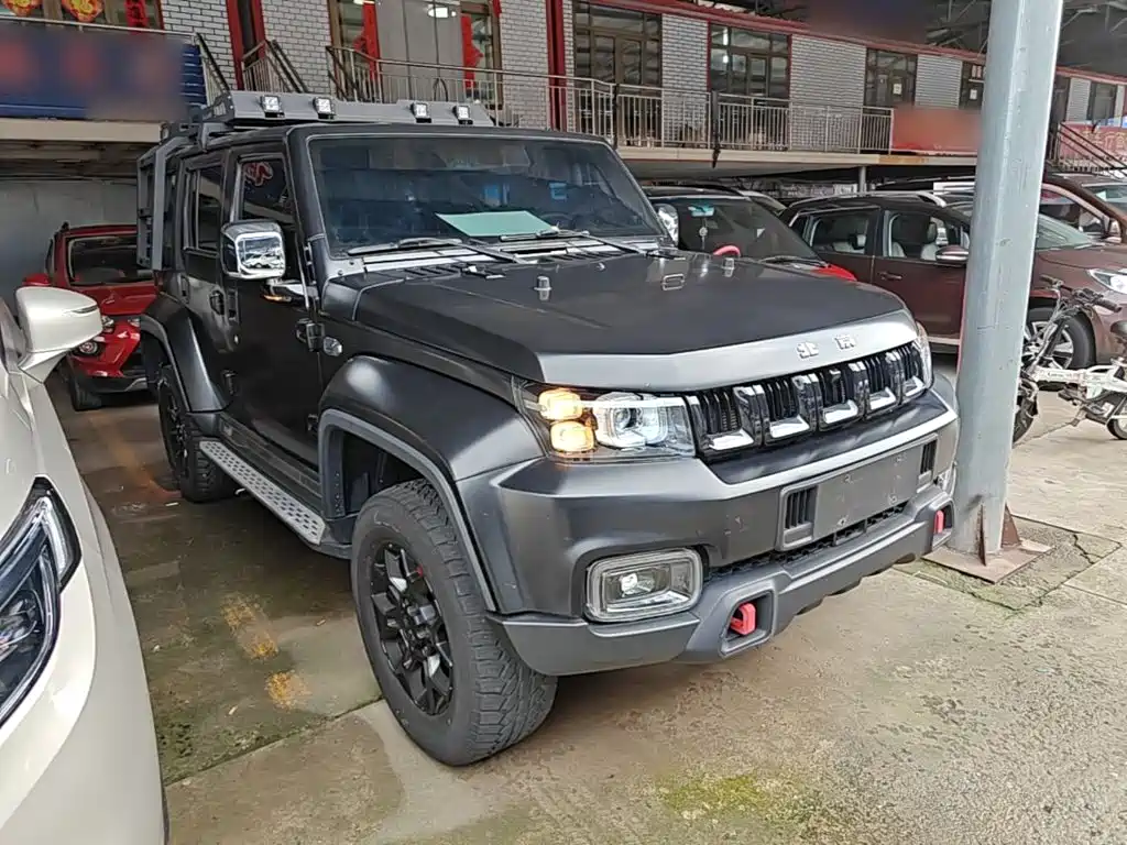 BAIC BJ40 2023 — фото 4
