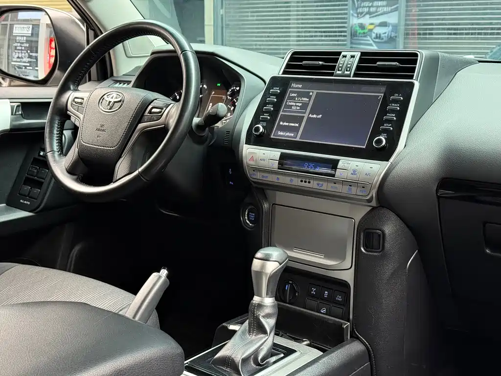 Toyota Prado 2024 — фото 14