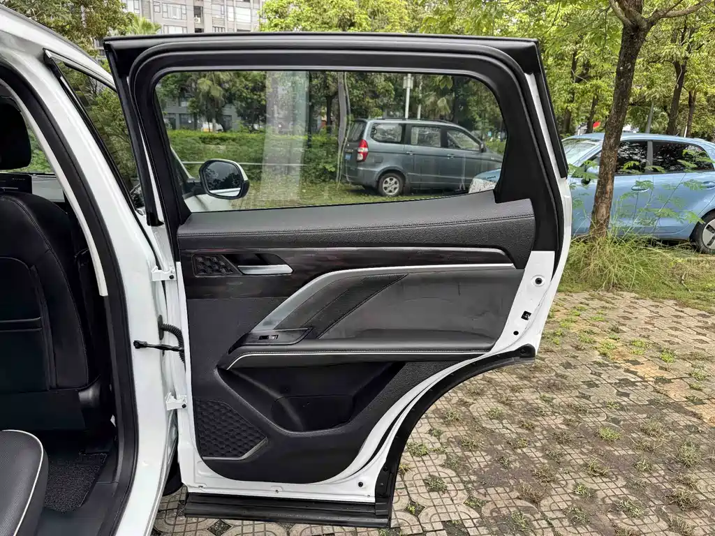 Haval H6 2022 — фото 13