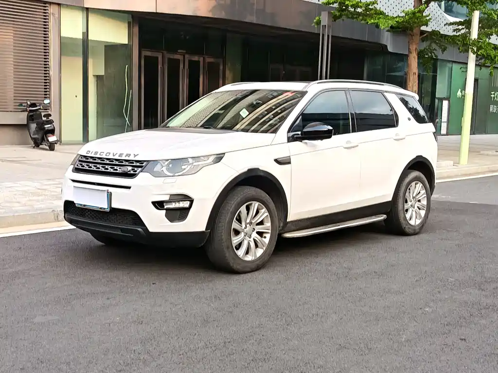 Land Rover Discovery Sport 2017 — фото 1