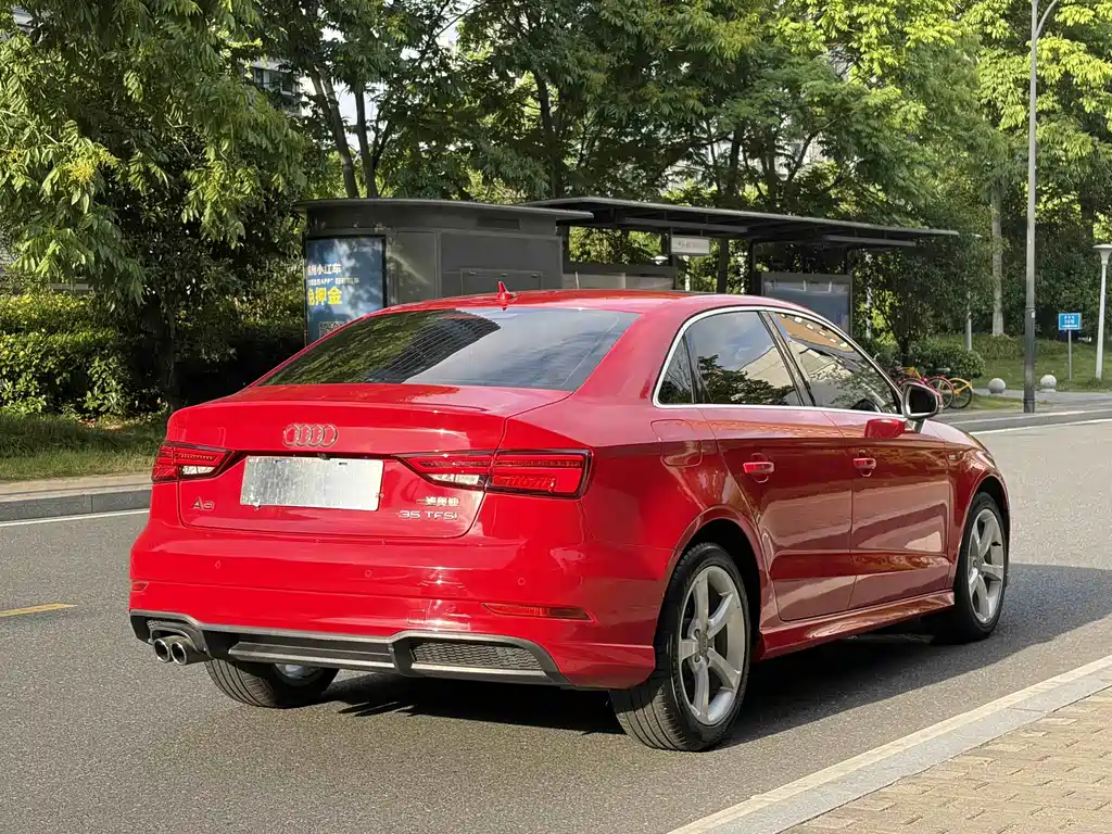 Audi A3 2018 — фото 16