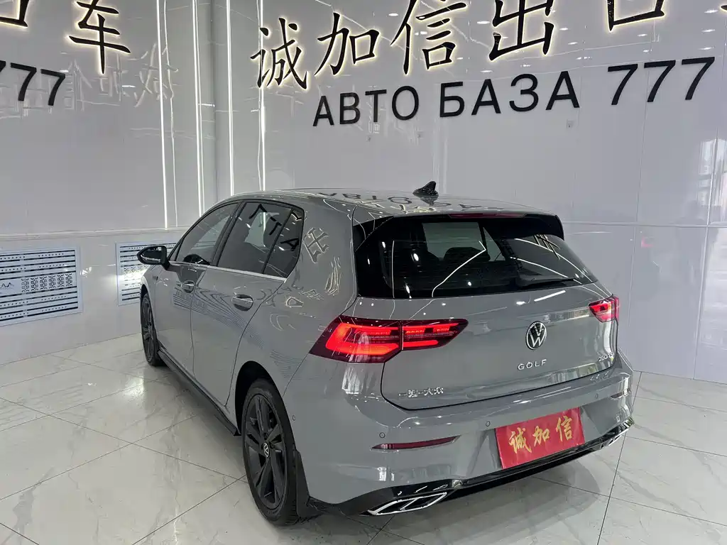 Volkswagen Golf 2022