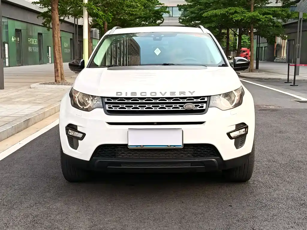 Land Rover Discovery Sport 2017 — фото 2