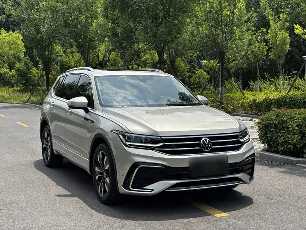 Volkswagen Tiguan L 2023 — фото 22