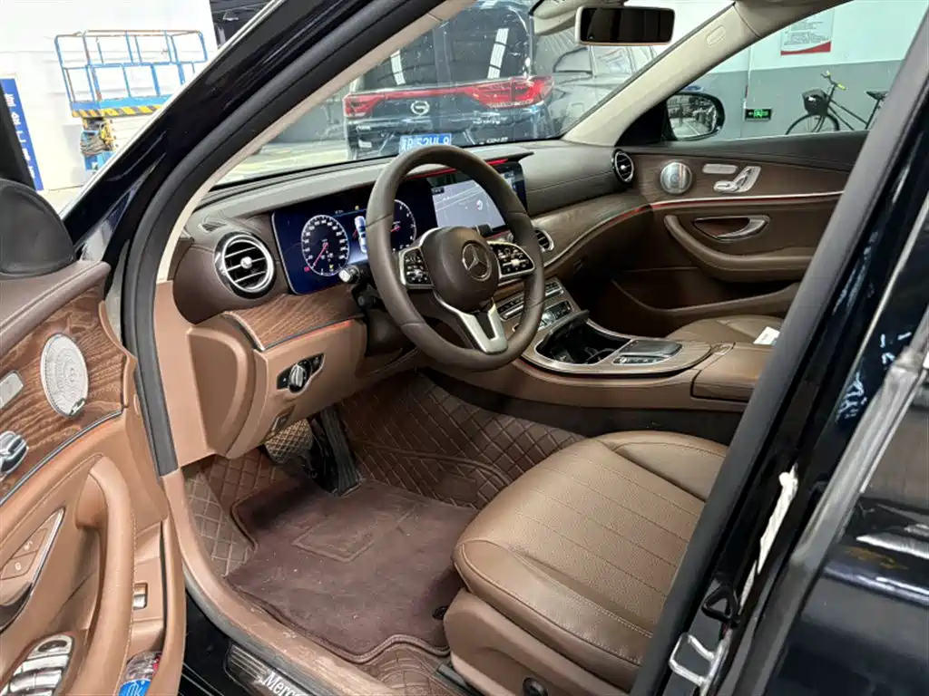 Mercedes-Benz E-Class 2019 — фото 5