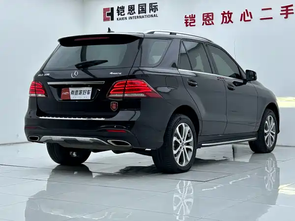 Mercedes-Benz GLE 2017