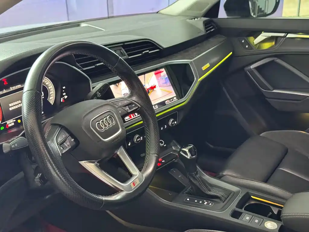 Audi Q3 Sportback 2022 — фото 13