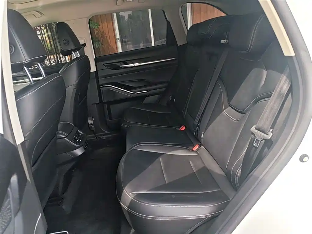 Haval H6 2023 — фото 17