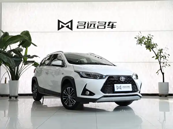 Toyota Yaris L 2023
