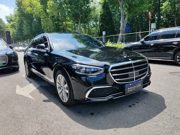 Mercedes-Benz S-Class 2022
