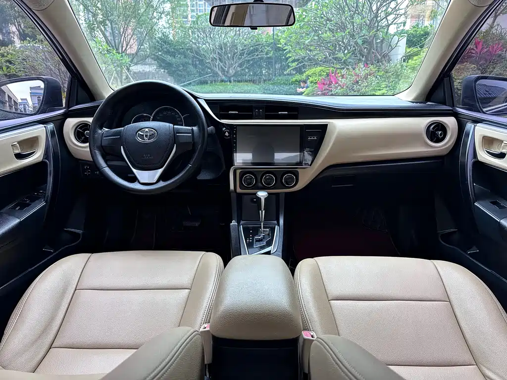 Toyota Corolla 2017 — фото 11