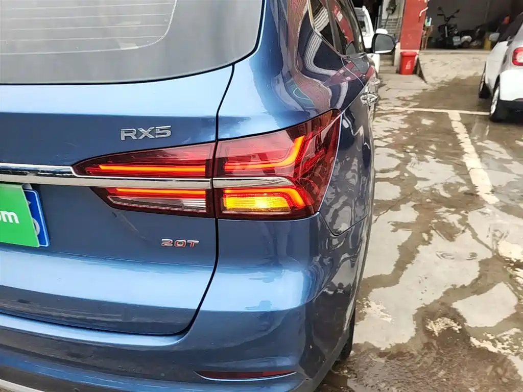 Roewe RX5 2018 — фото 8