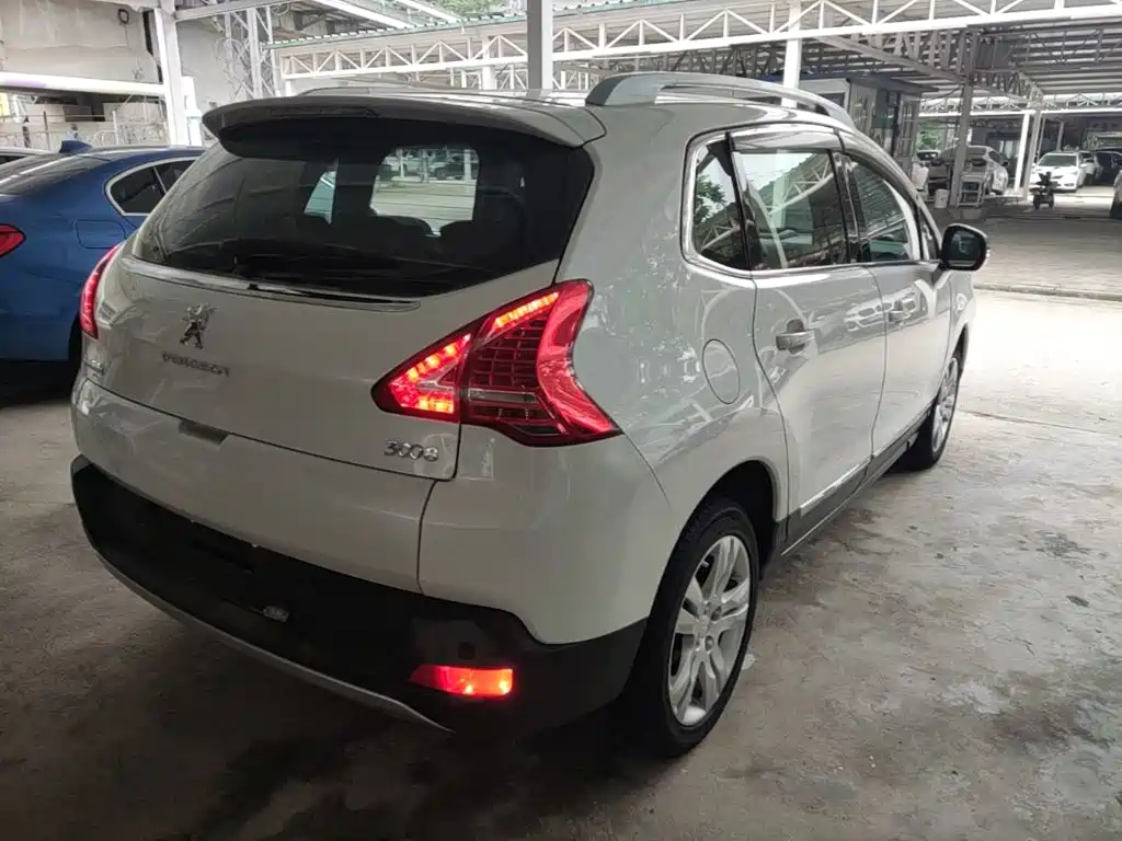 Peugeot 3008 2016 — фото 5