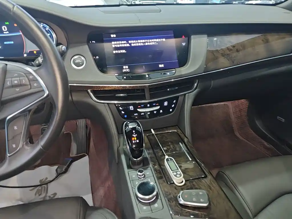 Cadillac CT6 2023 — фото 13