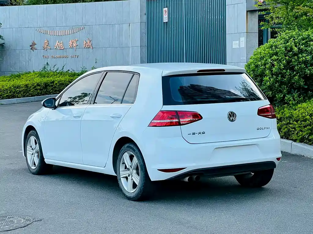Volkswagen Golf 2016