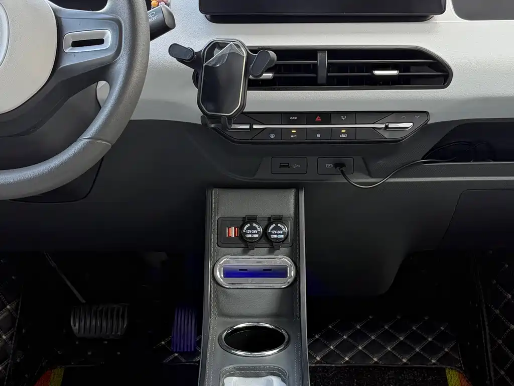 Geely Galaxy Panda 2023 — фото 18