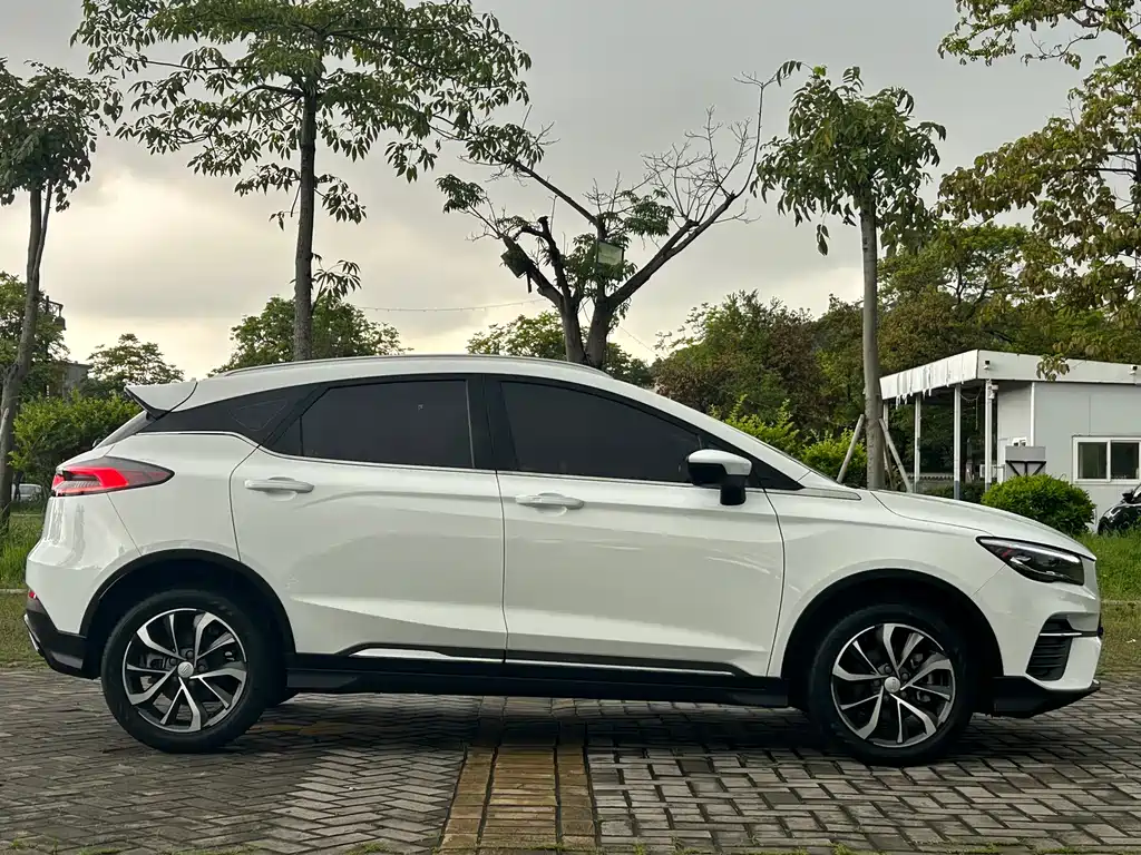 Geely Emgrand S 2024 — фото 23