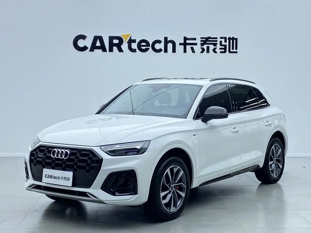 Audi Q5L 2024 — фото 1