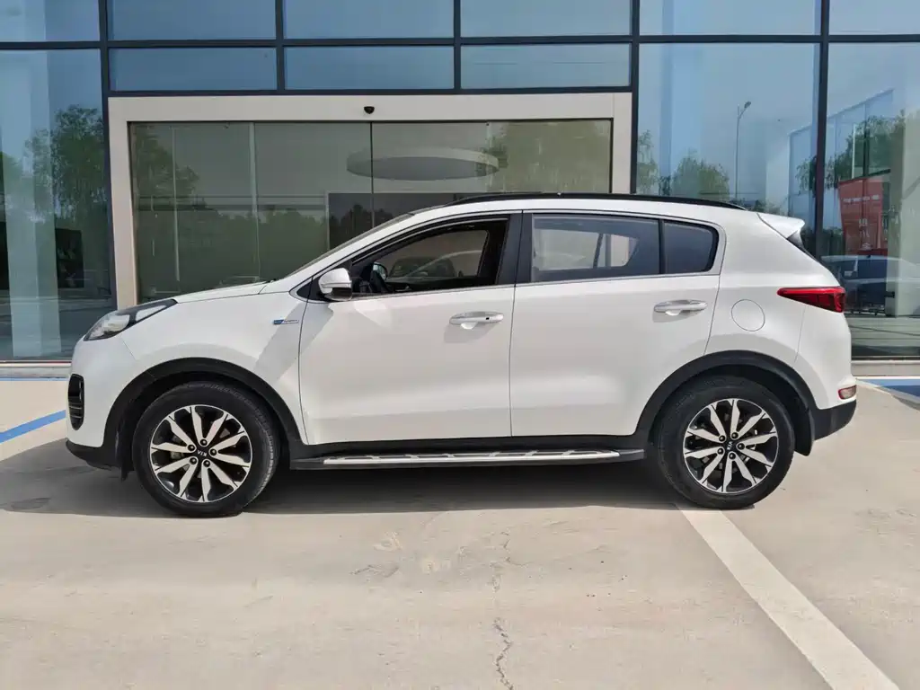 Kia KX5 2016 — фото 2