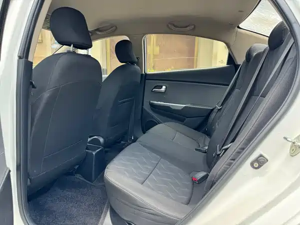Kia K2 2017