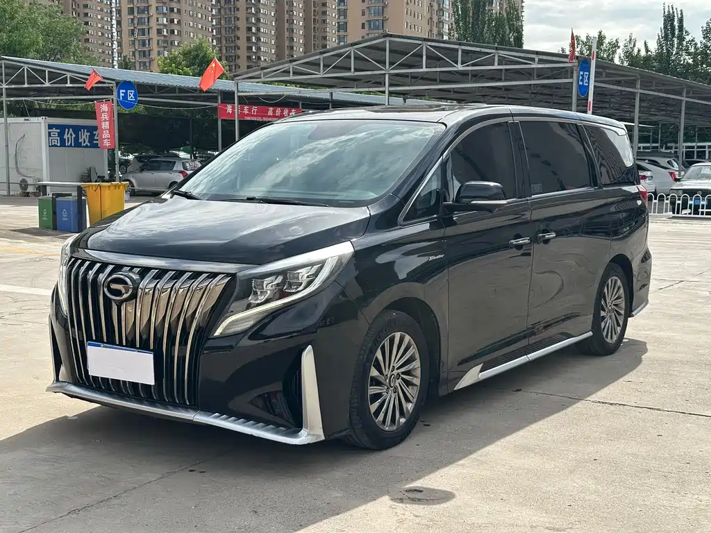 GAC Motor Trumpchi M8 2022 — фото 1