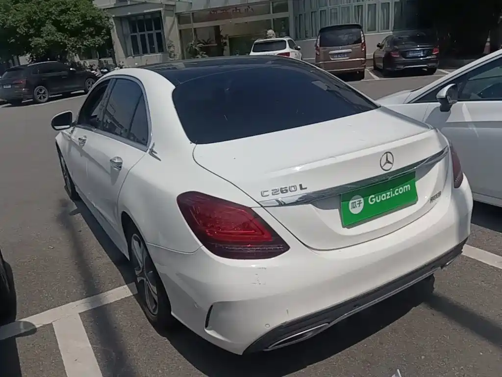 Mercedes-Benz C-Class 2019