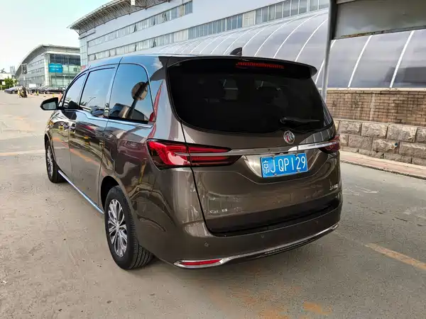 Buick GL8 2024