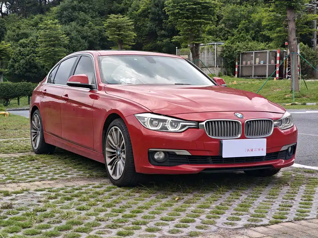 BMW 3 Series 2019 — фото 19