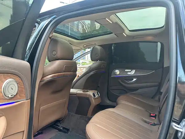 Mercedes-Benz E-Class 2018