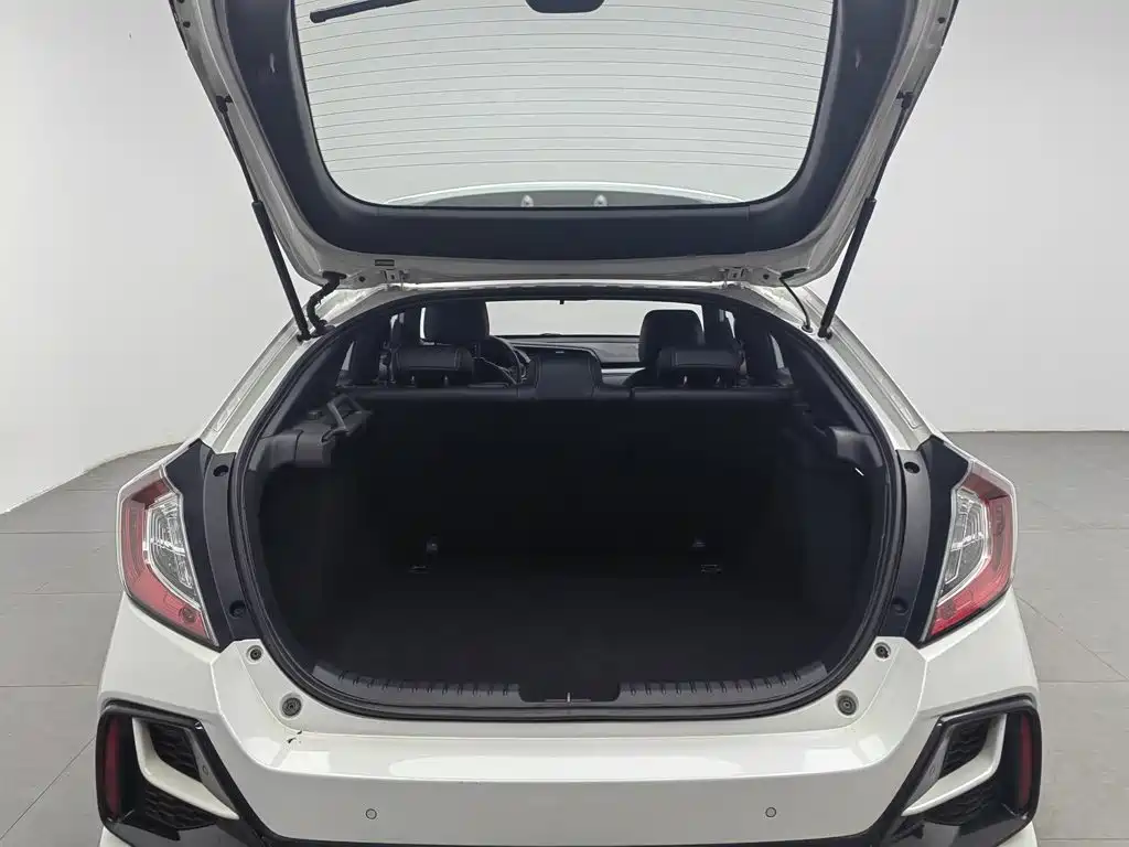 Honda Civic 2021 — фото 16