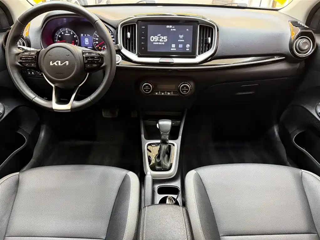 Kia KX1 2022 — фото 19