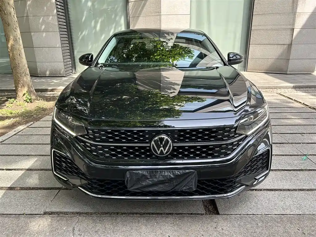 Volkswagen Passat 2022