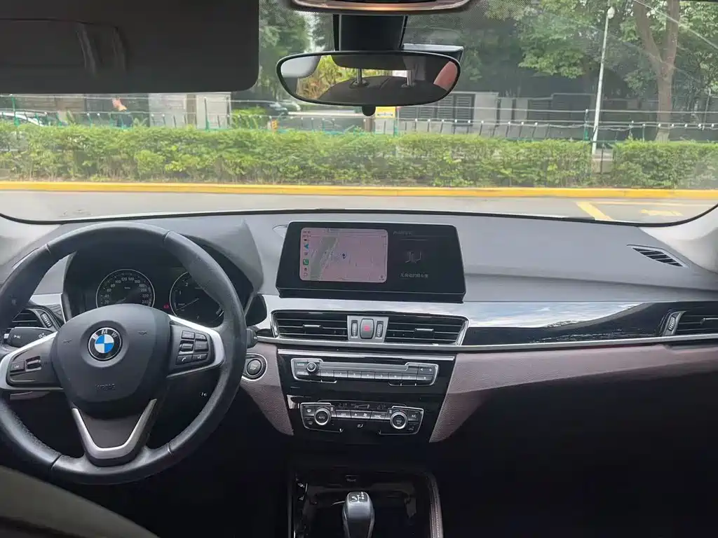 BMW X1 New Energy 2020 — фото 10