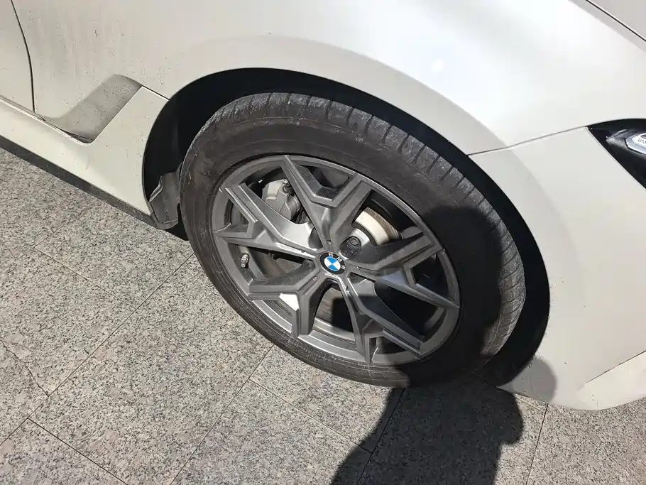 BMW i3 2024