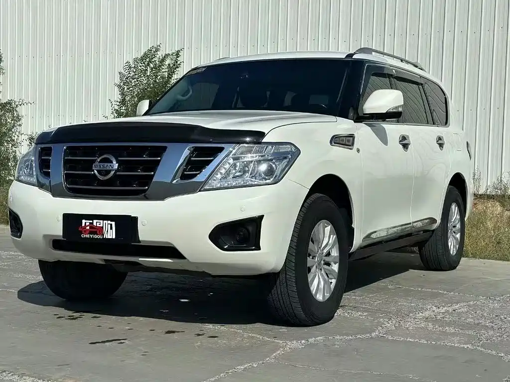 Nissan Patrol 2017 — фото 1