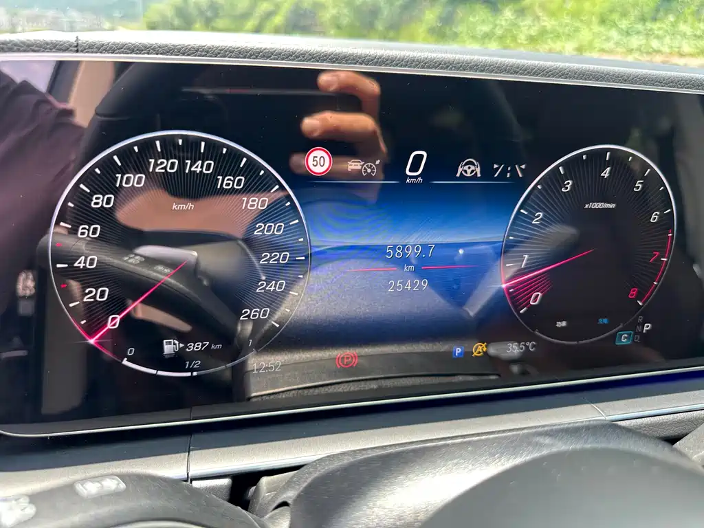 Mercedes-Benz GLE 2025 — фото 15