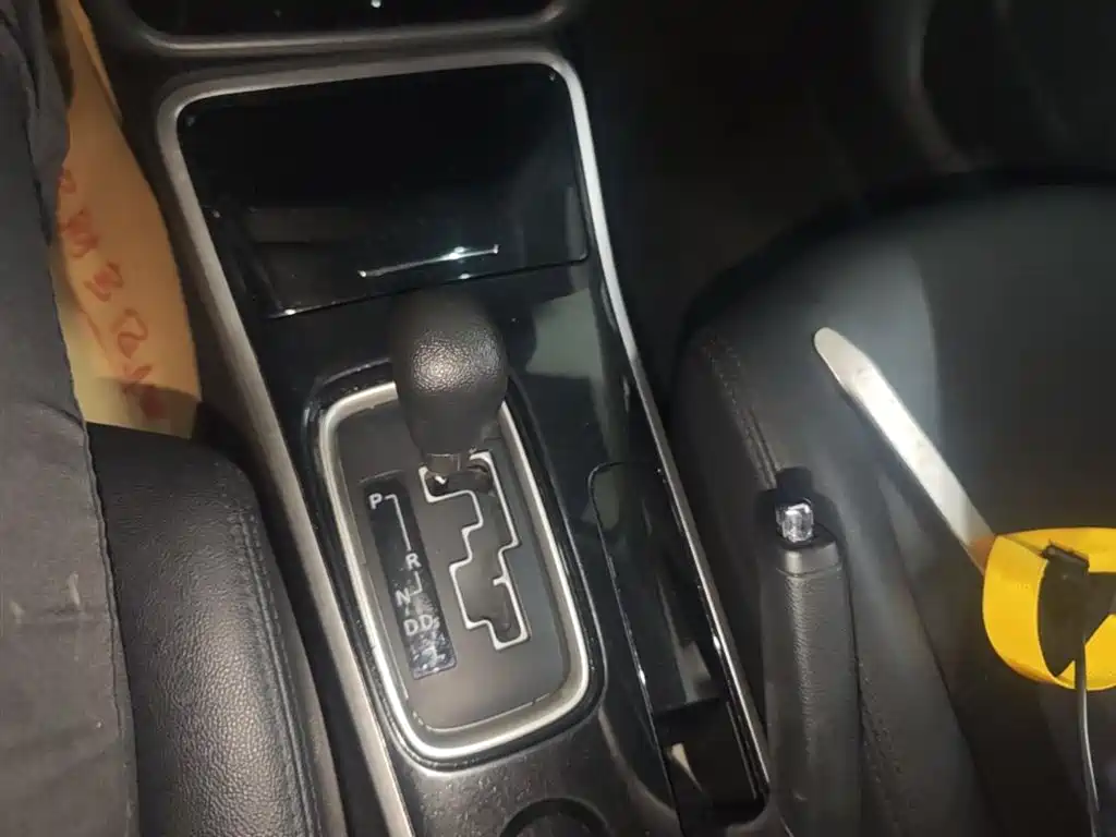 Mitsubishi Outlander 2018 — фото 14