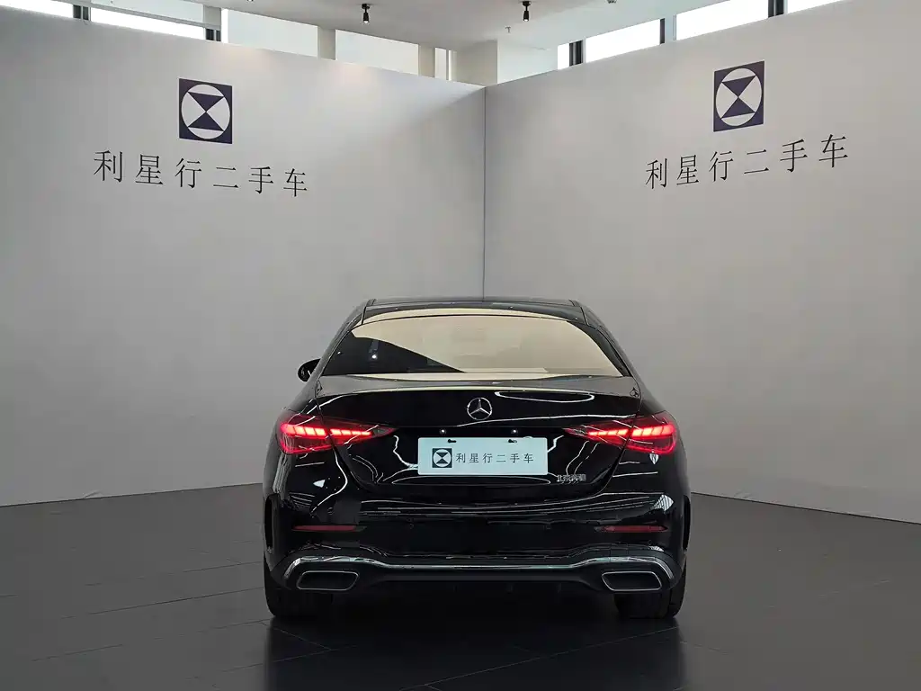 Mercedes-Benz C-Class 2023 — фото 12