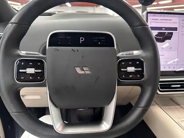 Li Auto L8 2024