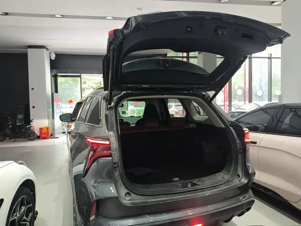 Changan CS75PLUS 2020 — фото 19