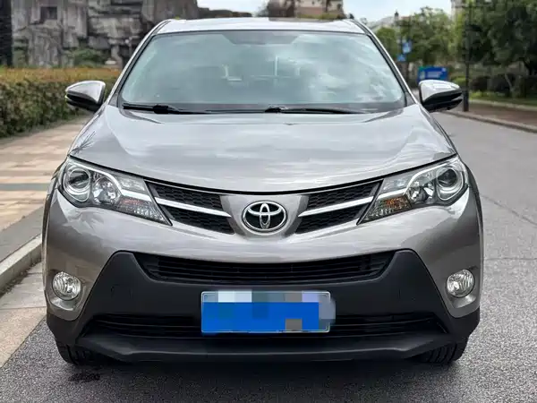 Toyota RAV4 2013