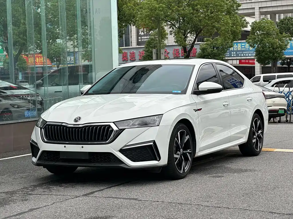 Skoda Octavia 2023