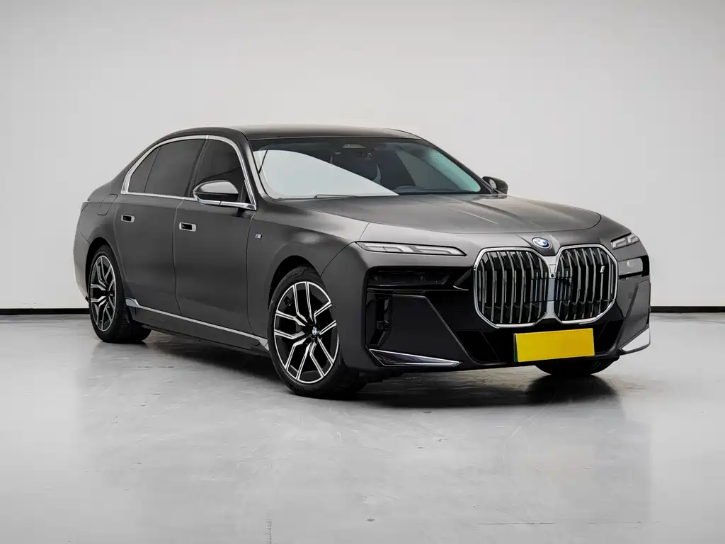BMW i7 2023