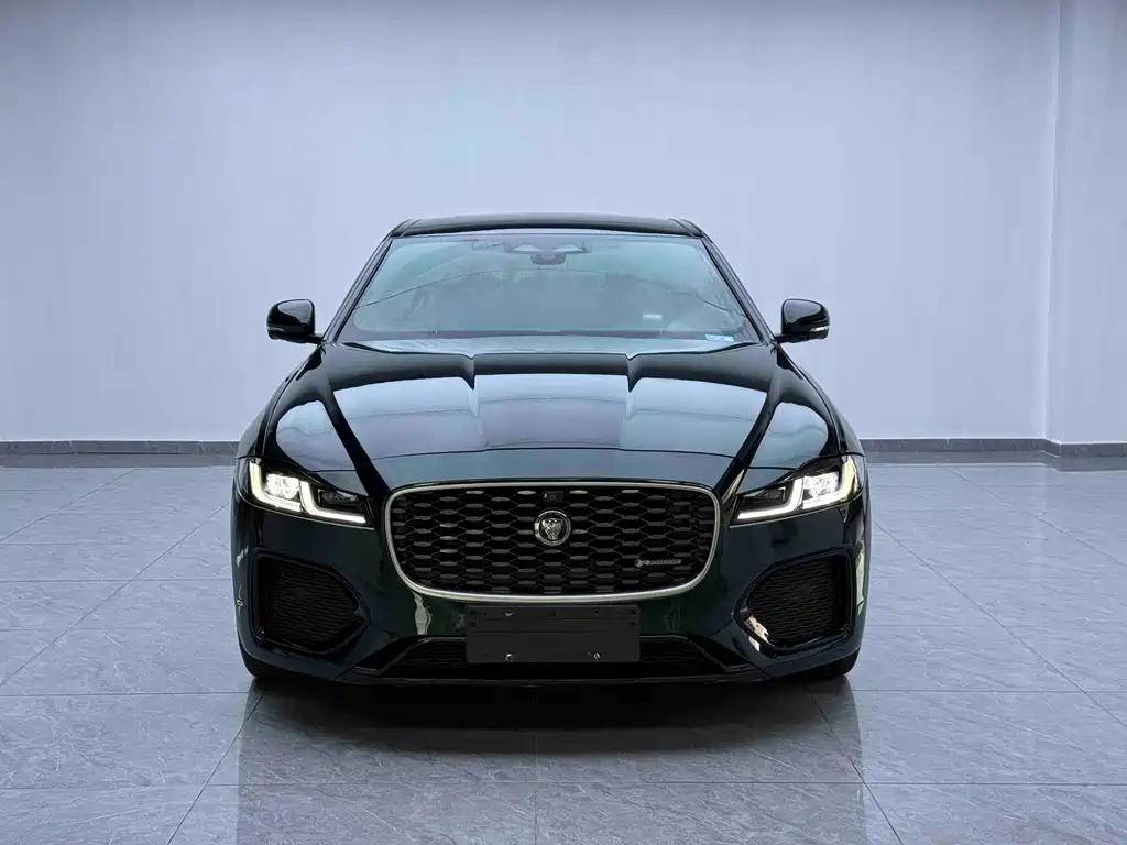 Jaguar XFL 2022 — фото 2