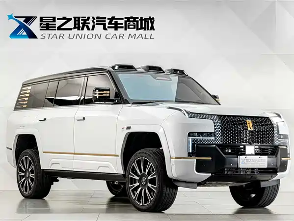 Yangwang U8 L 2025