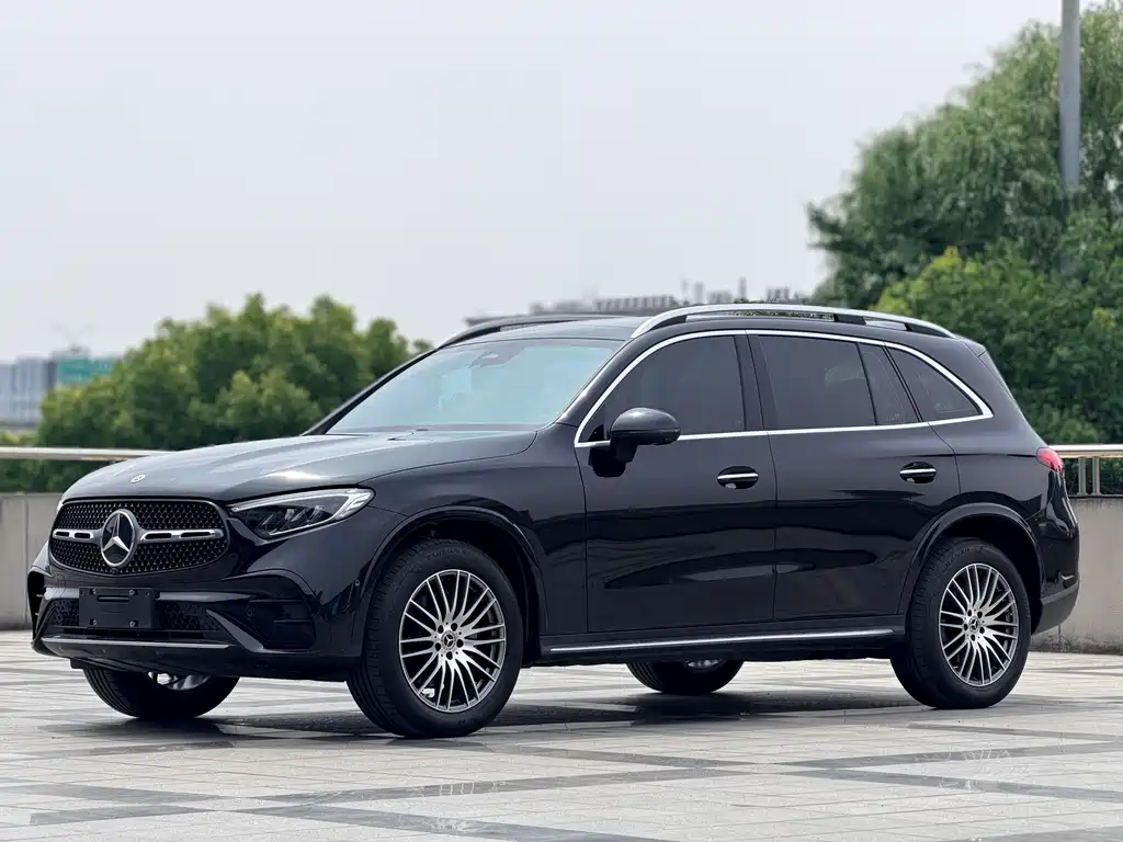 Mercedes-Benz GLC 2024 — фото 1